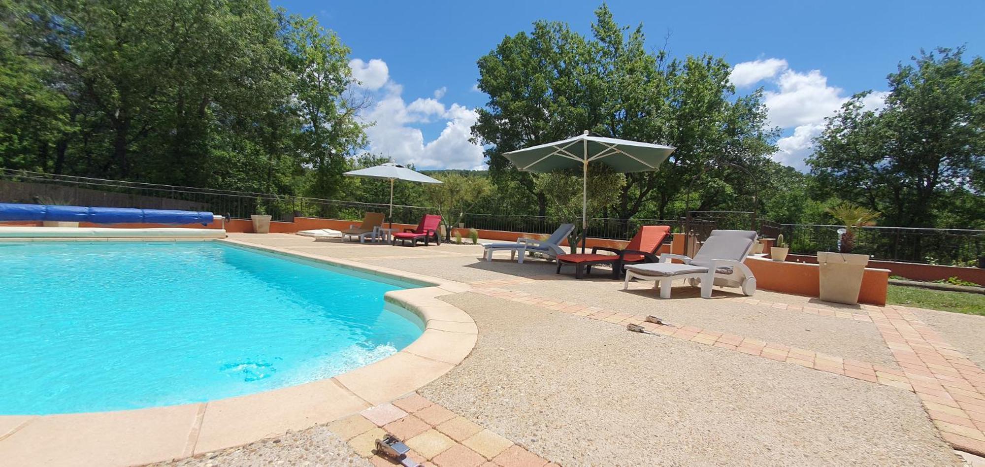 Maison Familiale Avec Piscine Et Boulodrome Dans Le Luberon Villa Caseneuve Eksteriør bilde