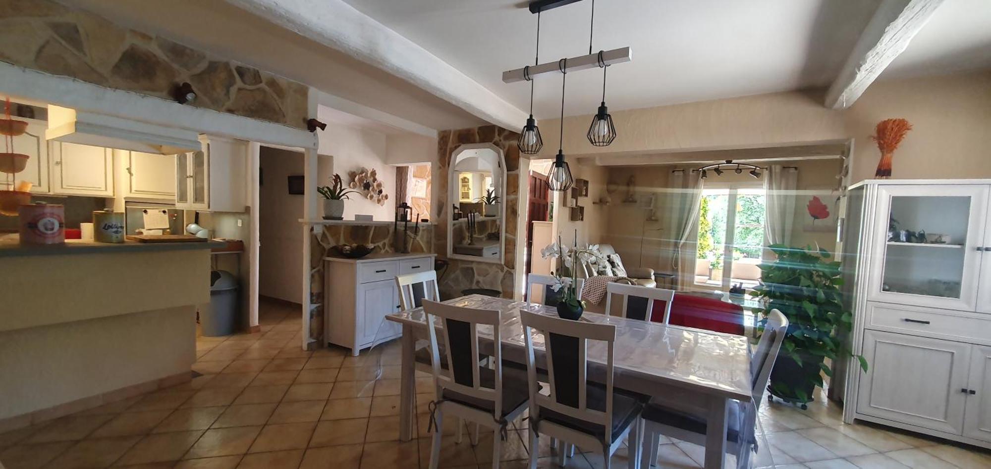 Maison Familiale Avec Piscine Et Boulodrome Dans Le Luberon Villa Caseneuve Eksteriør bilde