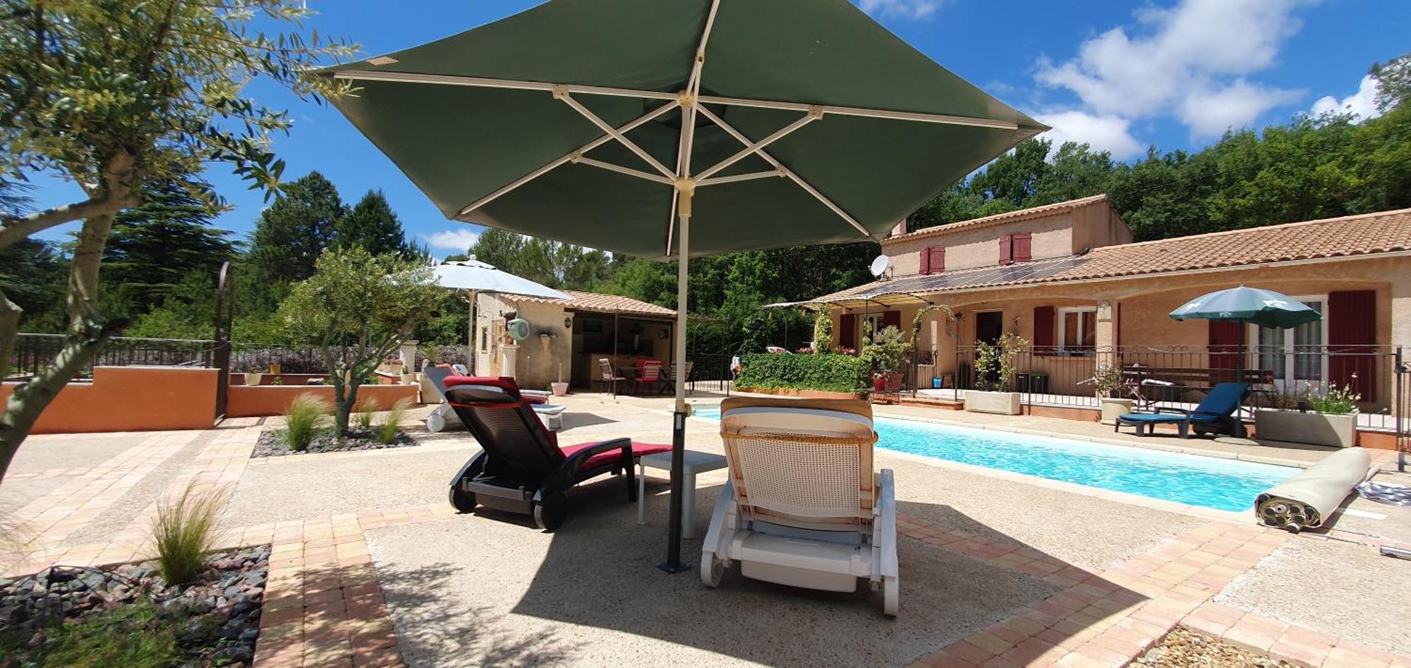 Maison Familiale Avec Piscine Et Boulodrome Dans Le Luberon Villa Caseneuve Eksteriør bilde